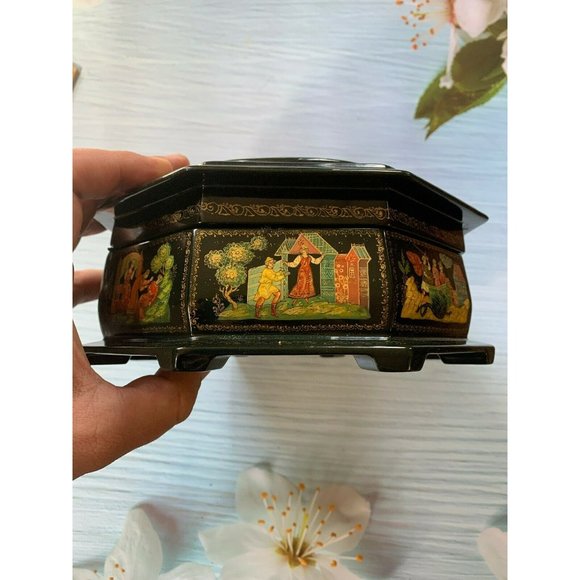 Russian Palekh Laquer Box Octagon Testimony Of Petro / Peter 9 Panel Iconography - Picture 2 of 12